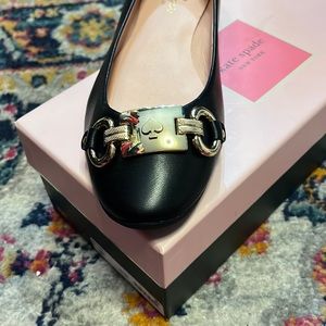 NWT! Kate Spade Flats with gold details! Super adorable and comfortable!